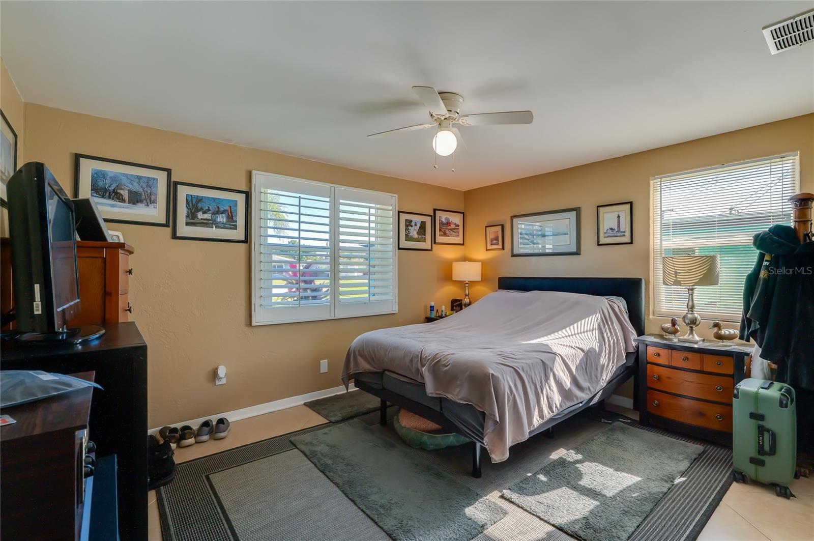 OCEAN SHORES - Residential