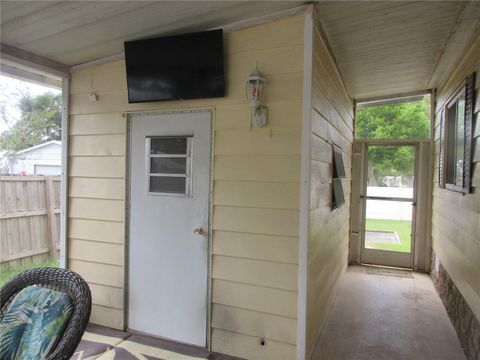 Tiny photo for 2380 SE 174th Court, Silver Springs, FL 34488 (MLS # OM722014)