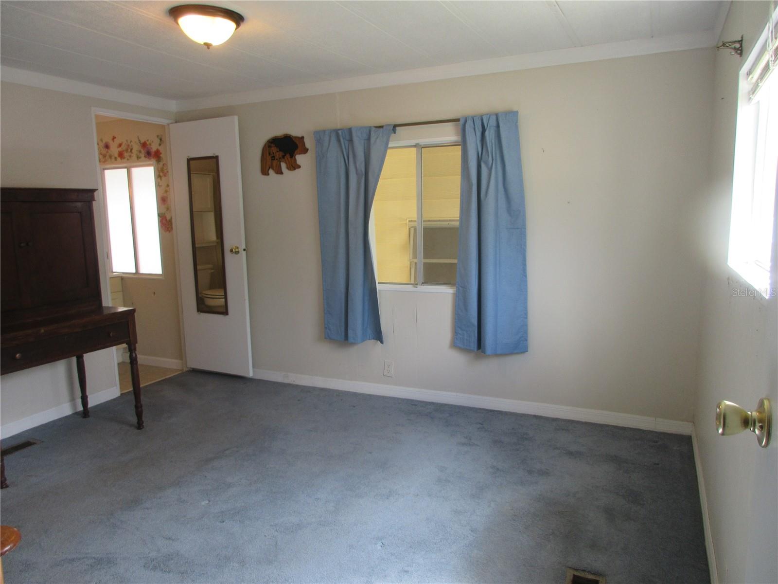 SILVER SPRINGS VILLAGE - Residential