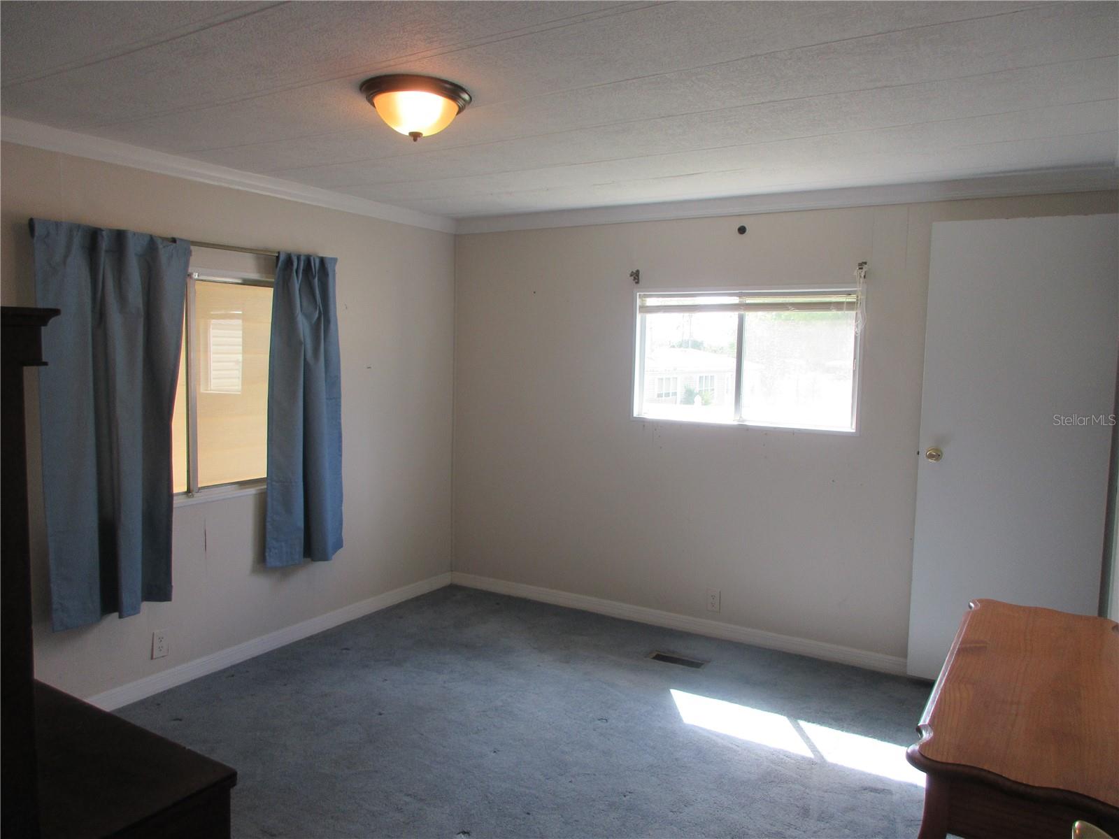 SILVER SPRINGS VILLAGE - Residential