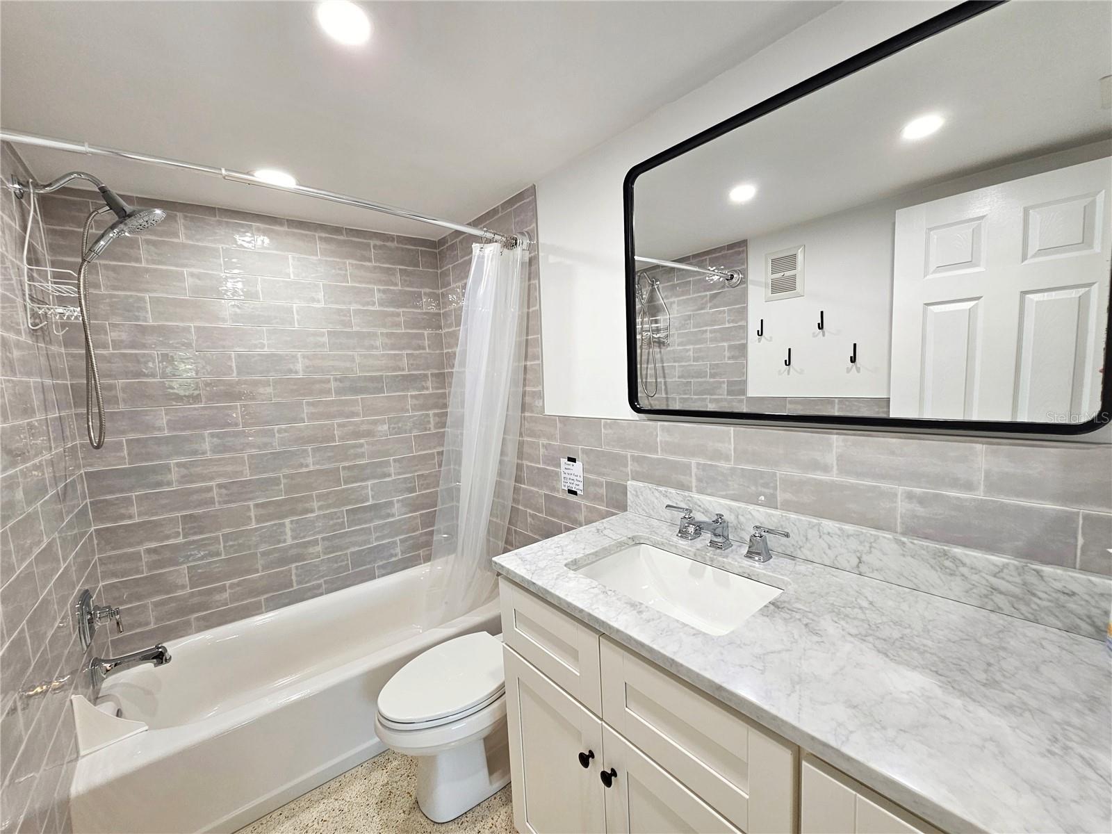 SYLVETTE CONDO - Residential Lease