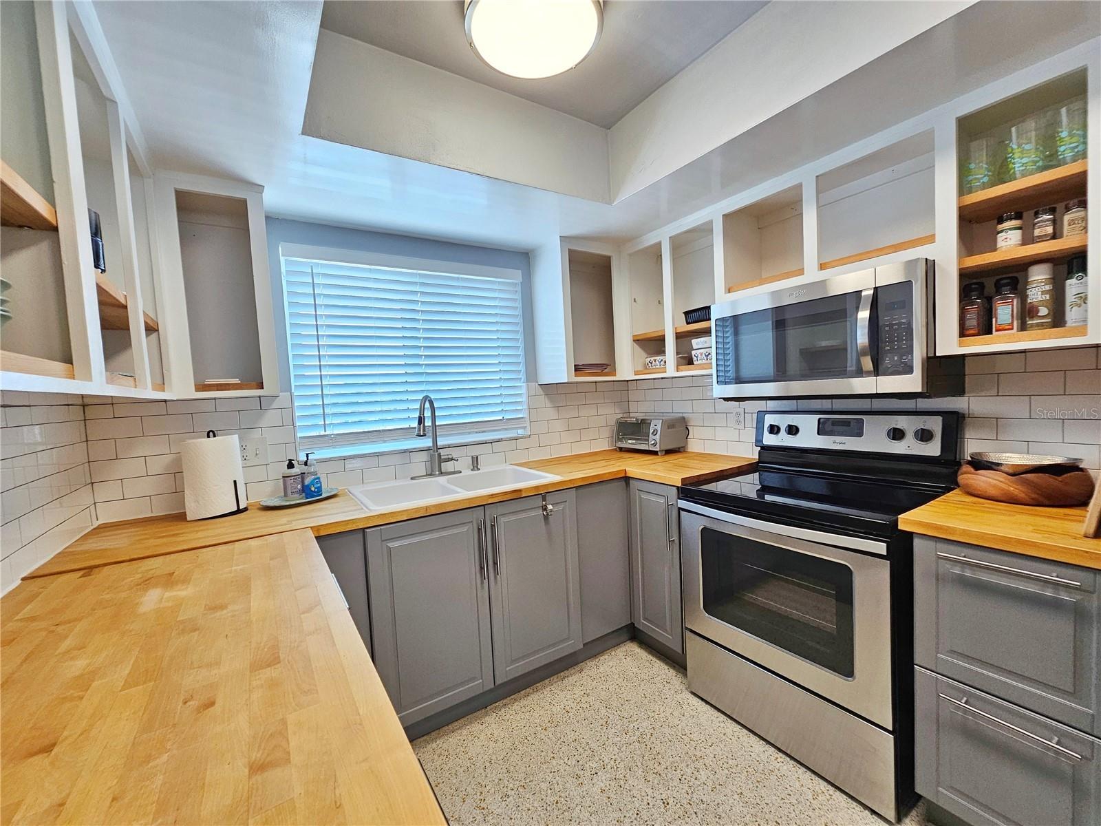 SYLVETTE CONDO - Residential Lease