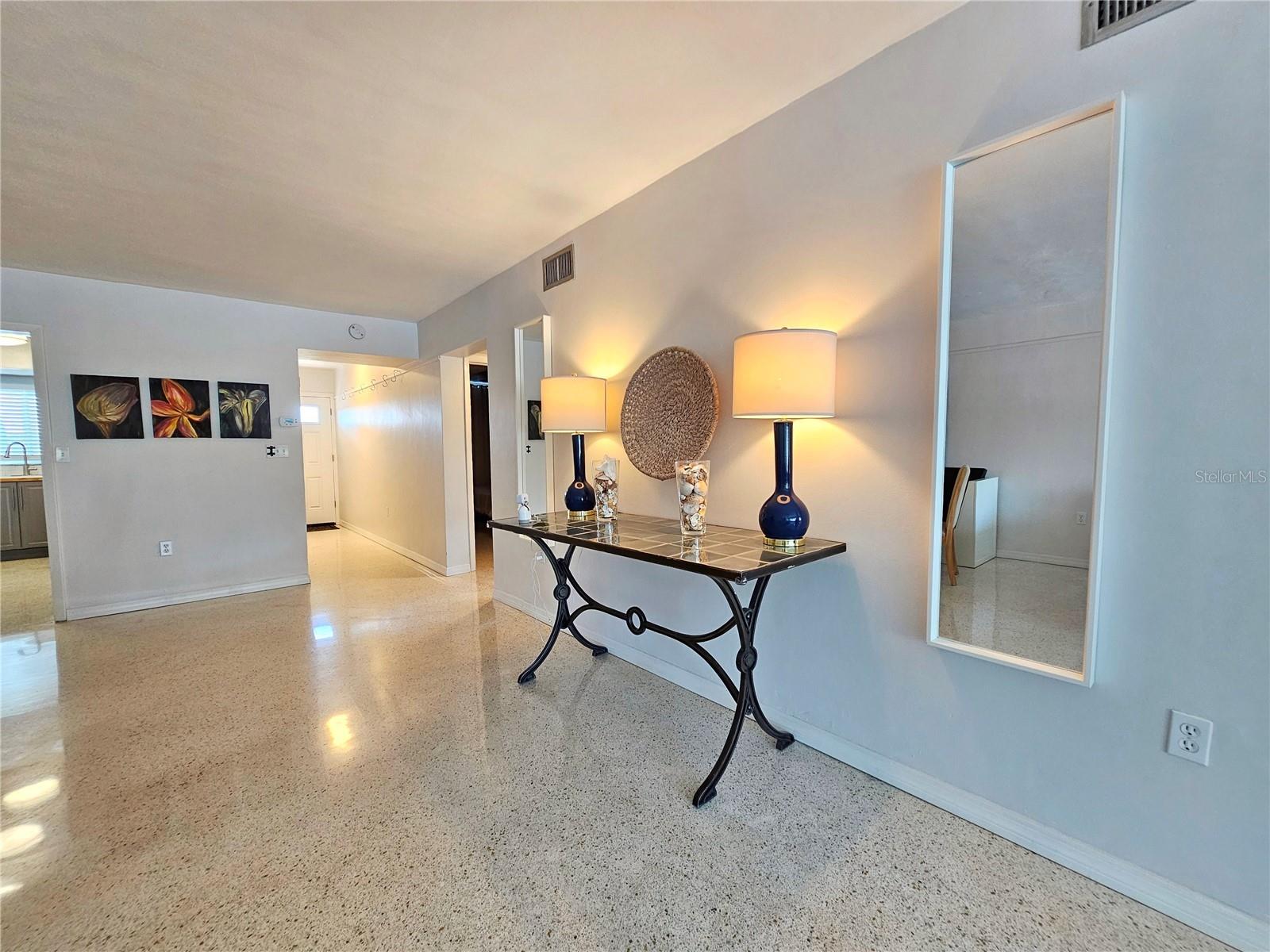 SYLVETTE CONDO - Residential Lease