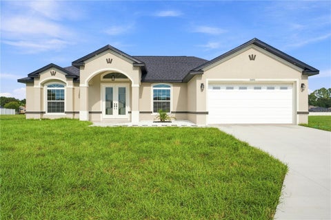 Photo of 10201 SE 68th Court, Belleview, FL 34420 (MLS # OM731164)