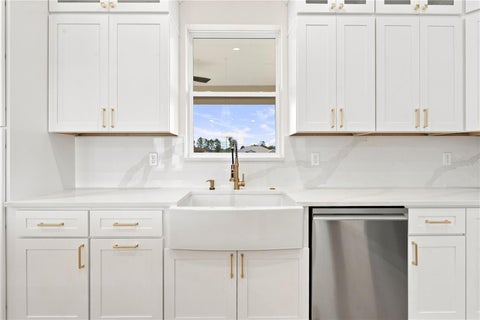 Tiny photo for 10201 SE 68th Court, Belleview, FL 34420 (MLS # OM731164)