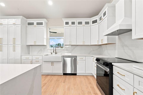 Tiny photo for 10201 SE 68th Court, Belleview, FL 34420 (MLS # OM731164)