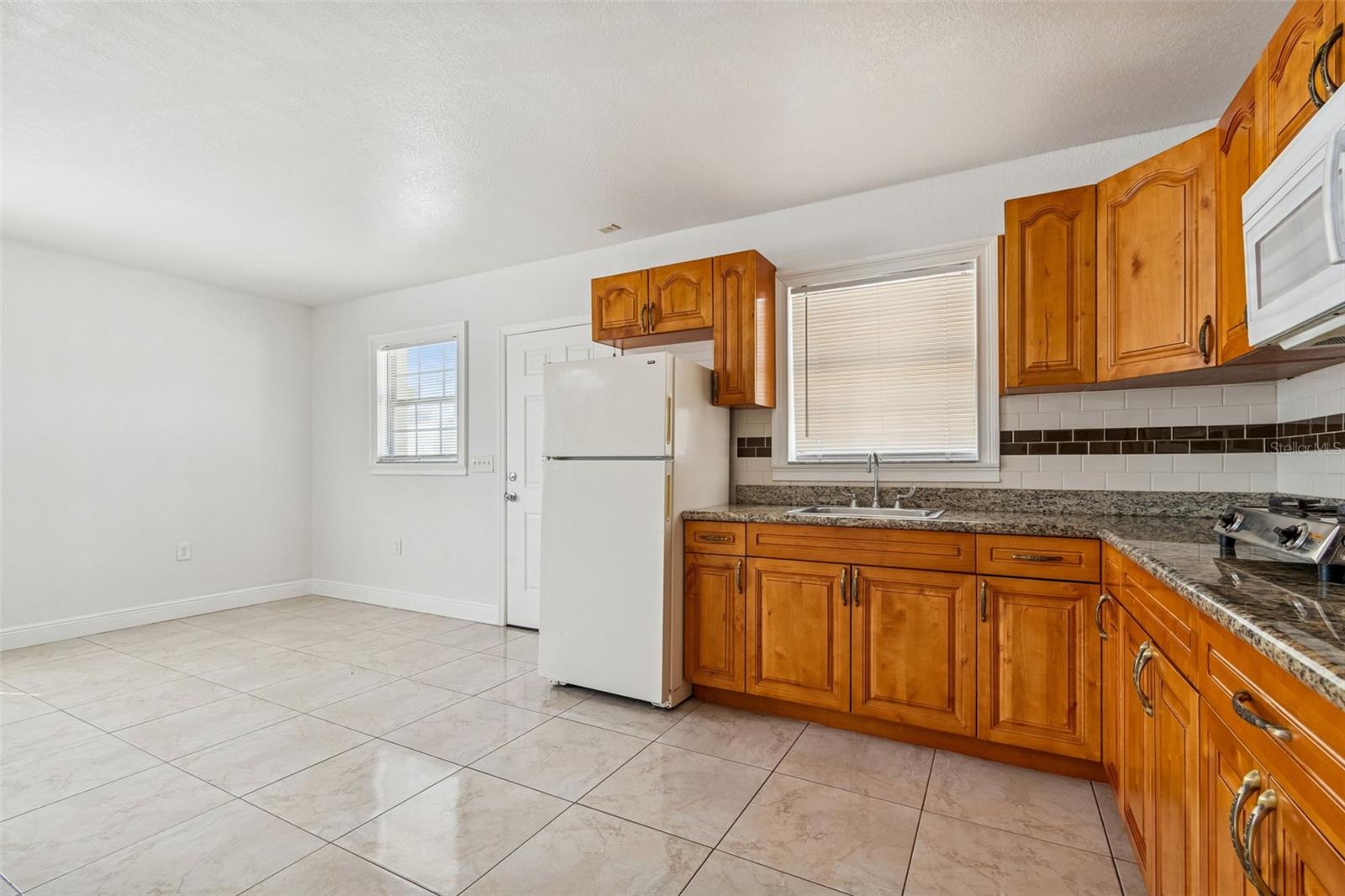 LORRAINE ESTATES - Residential Lease