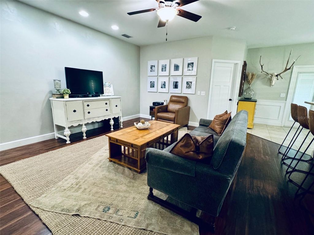 Photo of 16686 NW 194th Terrace, High Springs, FL 32643 (MLS # GC539172)