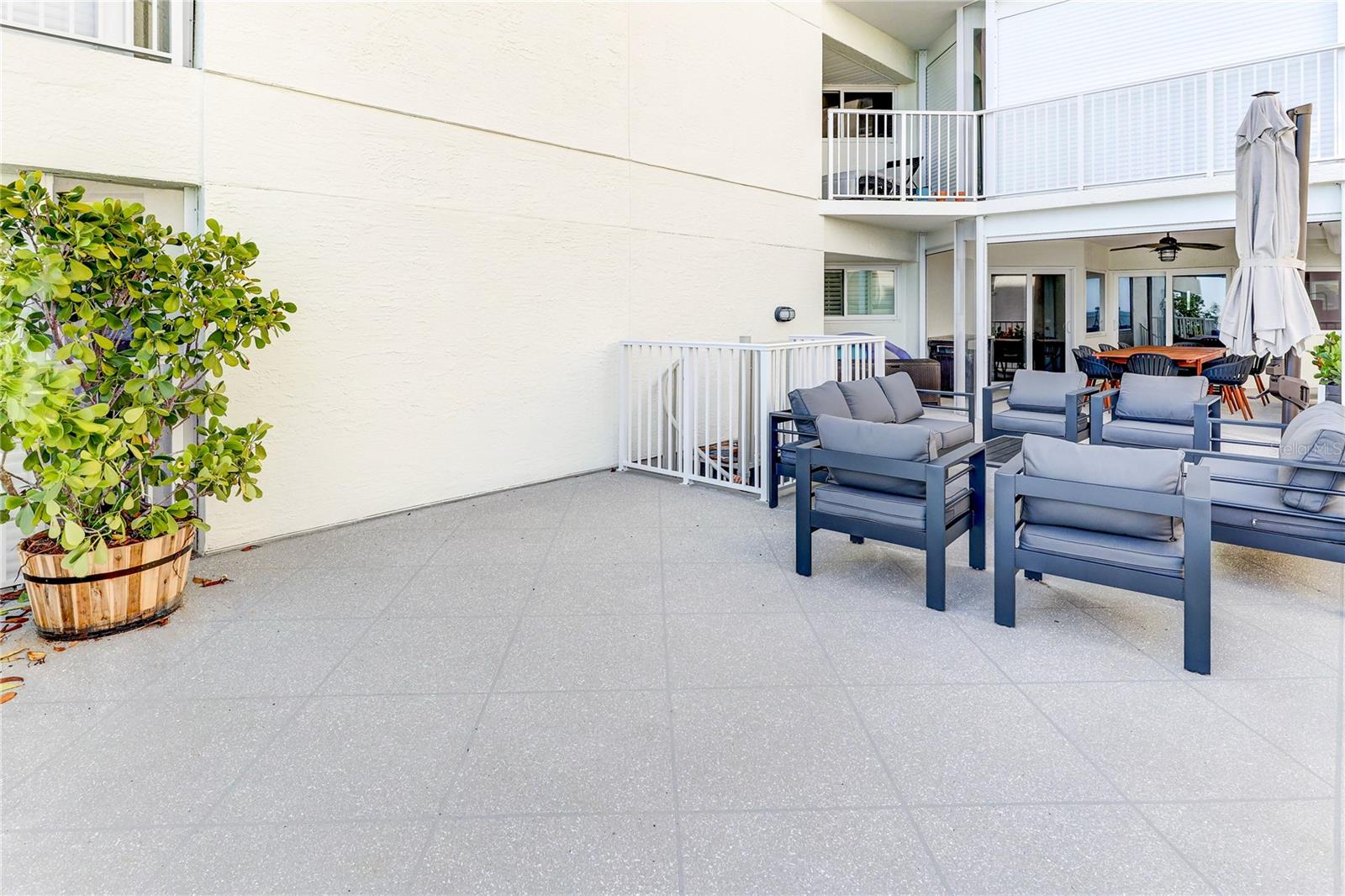 MARINERS LIGHT CONDO - Residential
