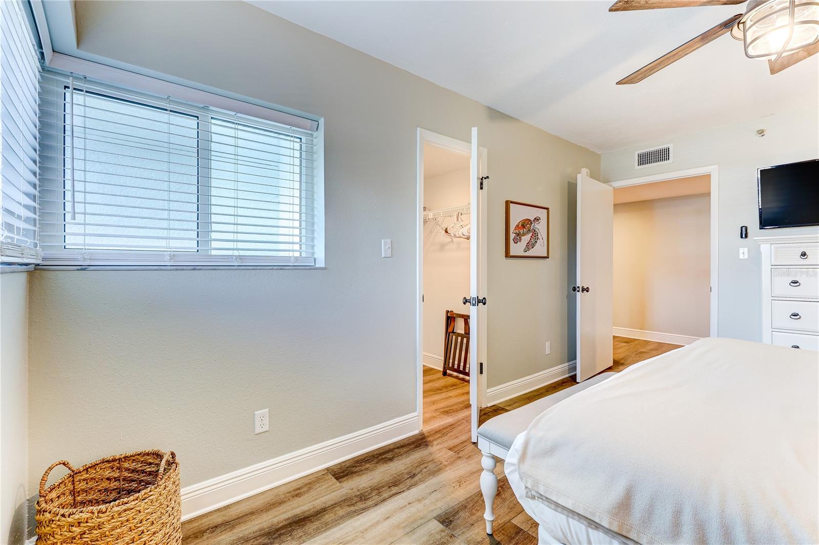 MARINERS LIGHT CONDO - Residential