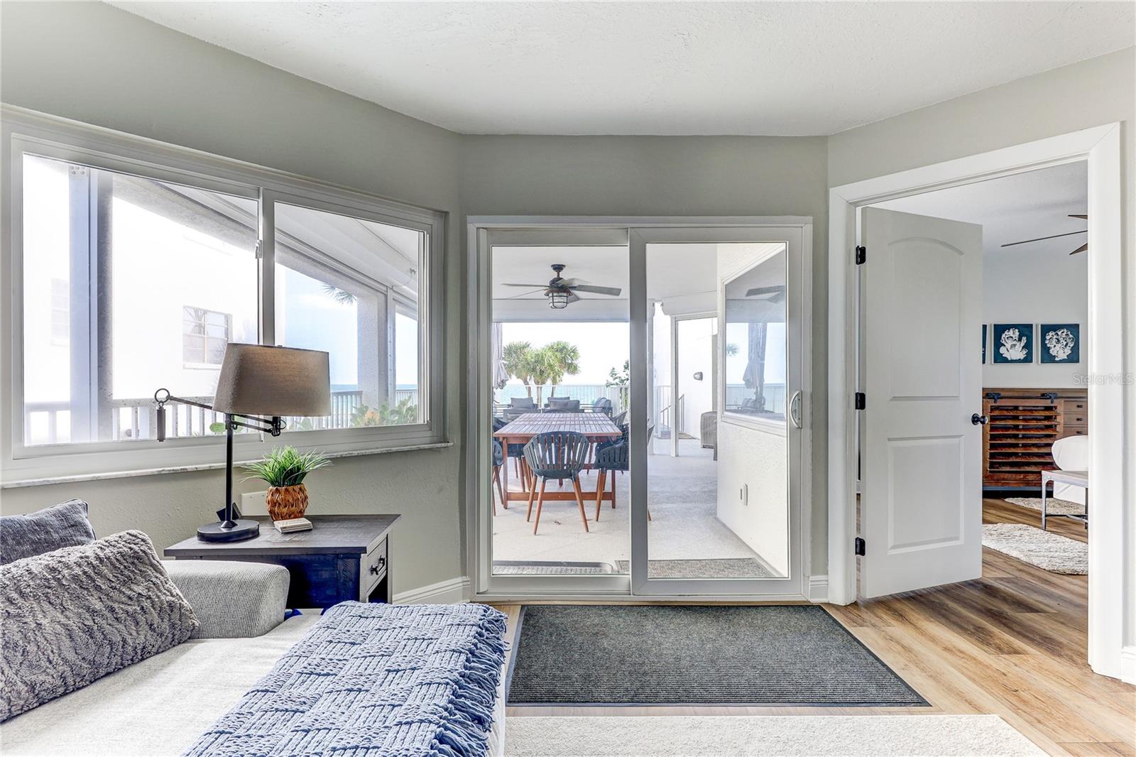 MARINERS LIGHT CONDO - Residential