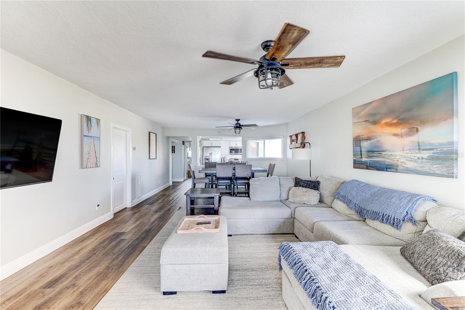 MARINERS LIGHT CONDO - Residential