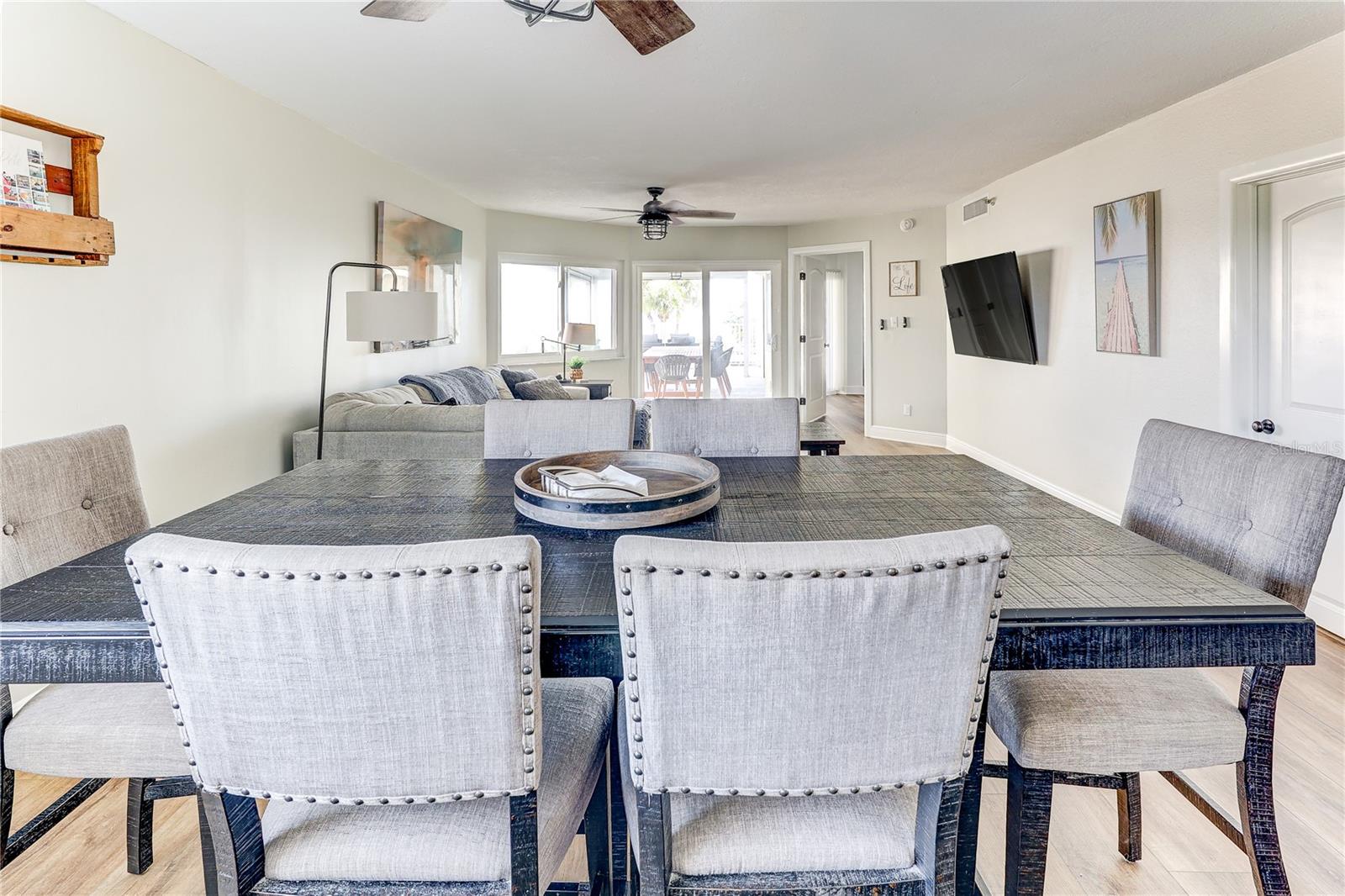 MARINERS LIGHT CONDO - Residential