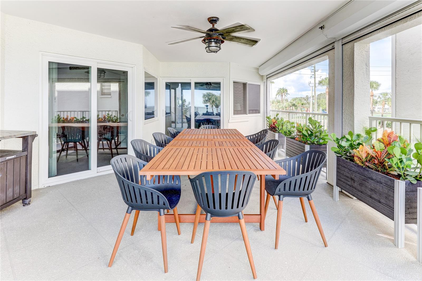 MARINERS LIGHT CONDO - Residential