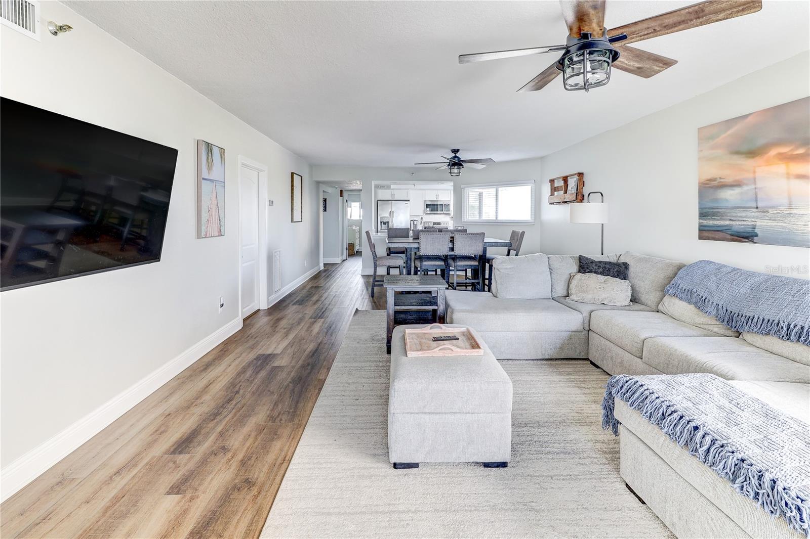 MARINERS LIGHT CONDO - Residential