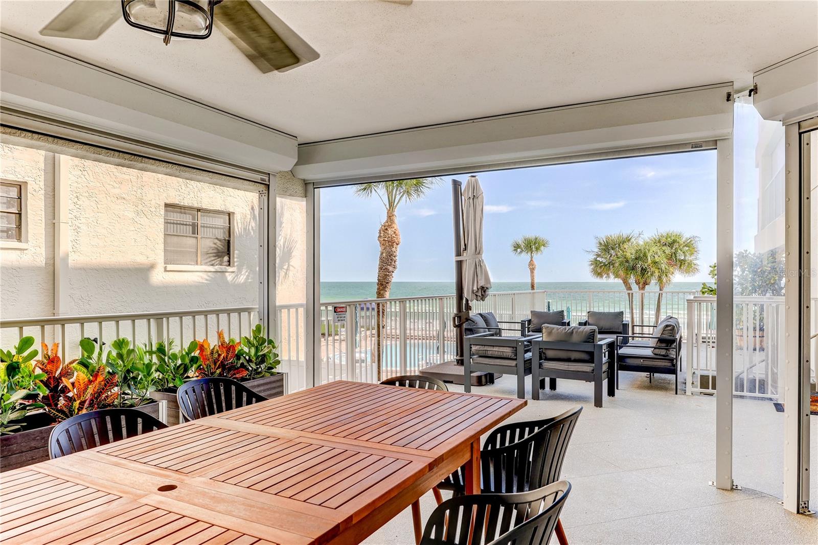 MARINERS LIGHT CONDO - Residential