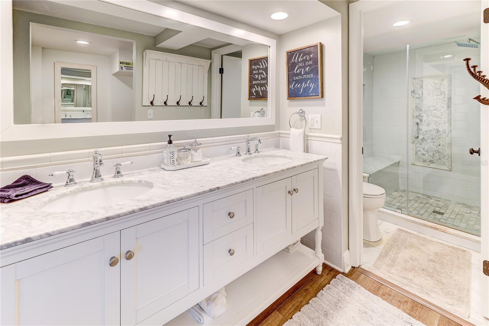 MARINERS LIGHT CONDO - Residential