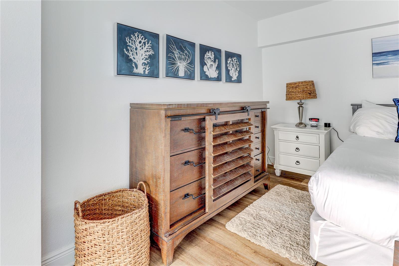 MARINERS LIGHT CONDO - Residential