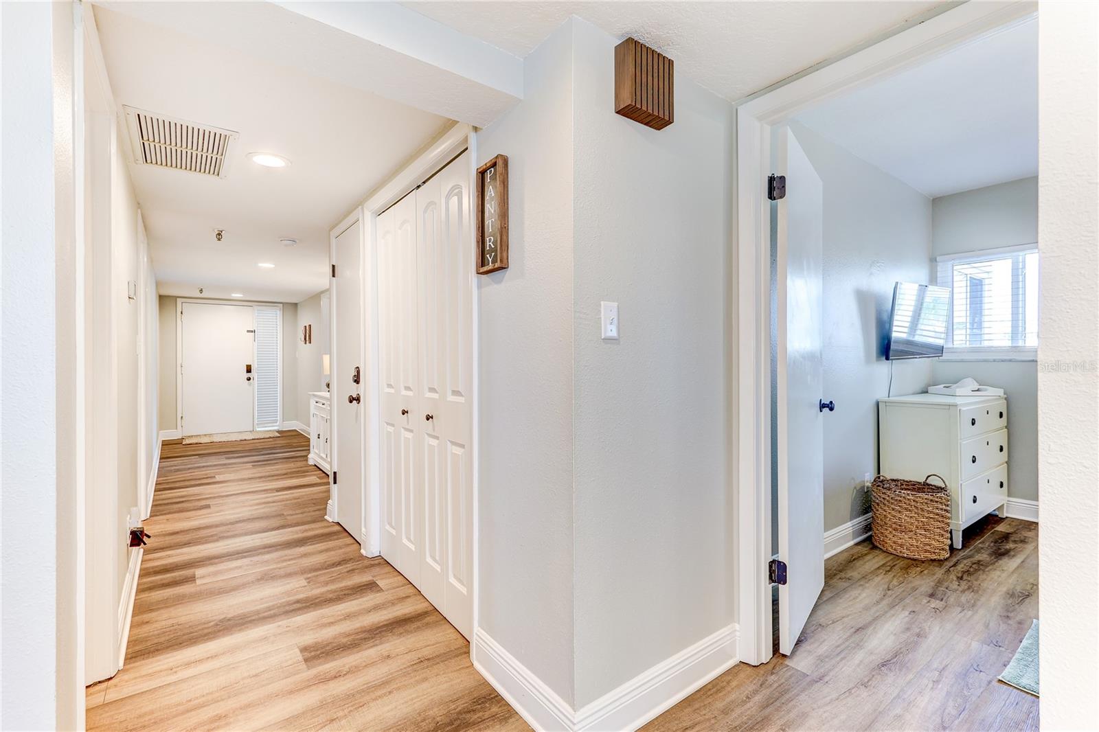 MARINERS LIGHT CONDO - Residential