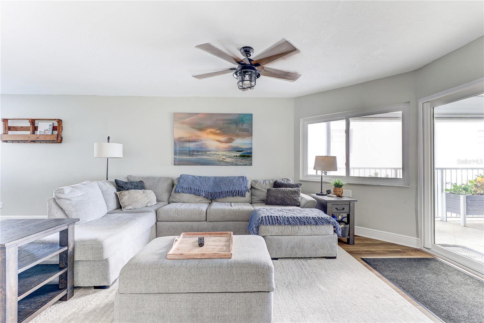 MARINERS LIGHT CONDO - Residential