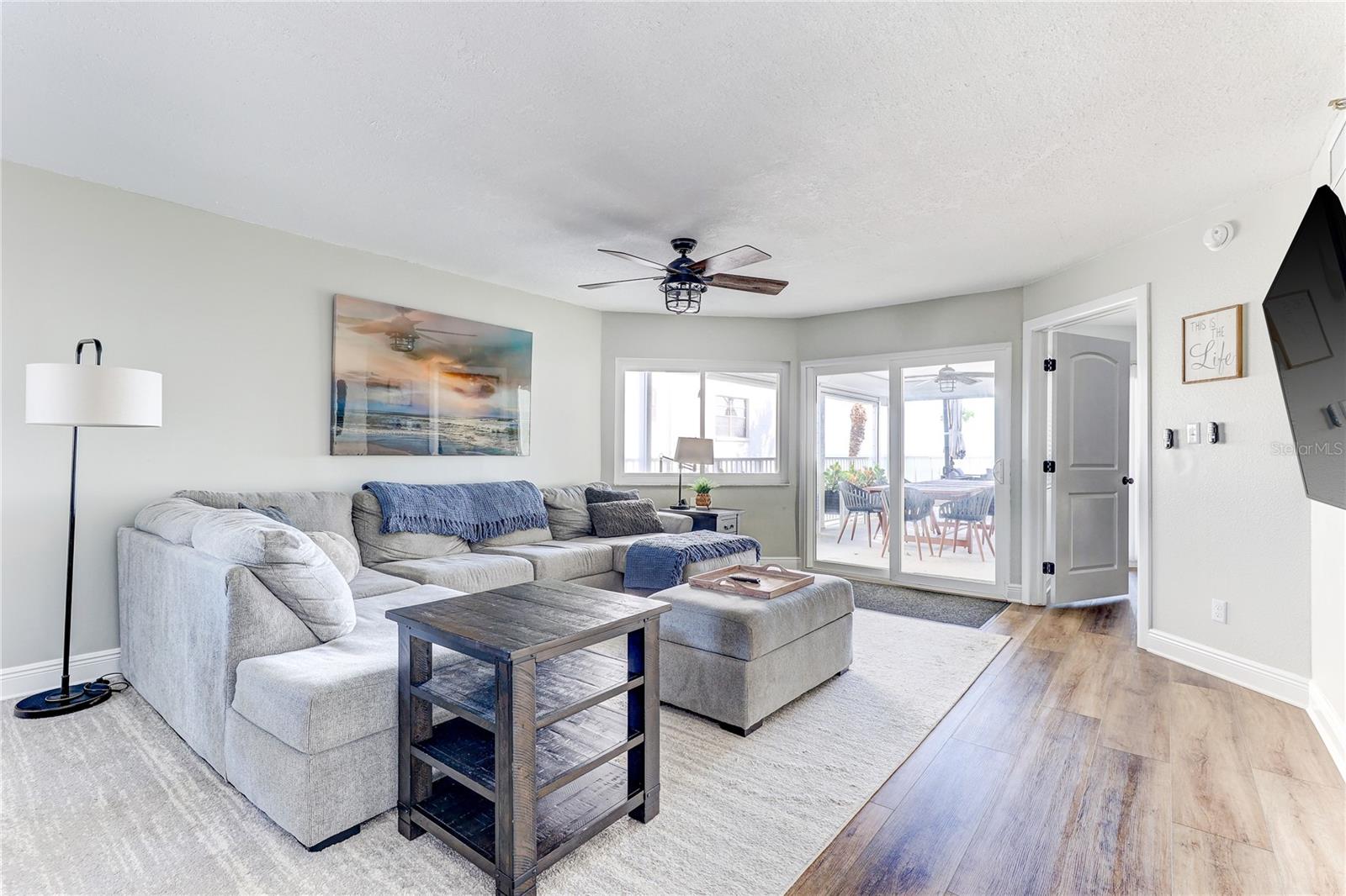 MARINERS LIGHT CONDO - Residential