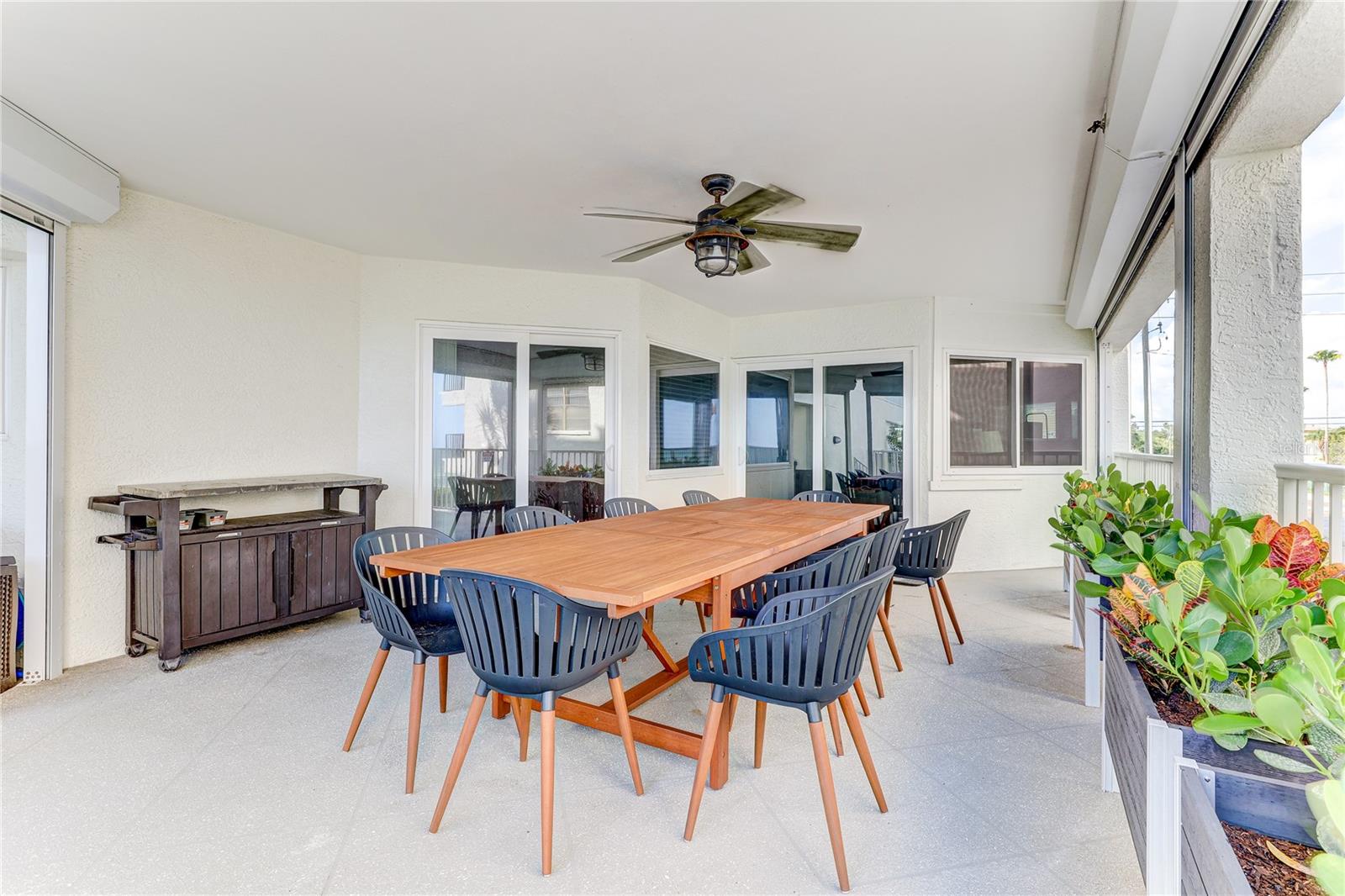 MARINERS LIGHT CONDO - Residential