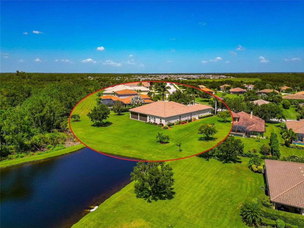 Photo of 324 165th Court NE, Bradenton, FL 34212 (MLS # A4660277)
