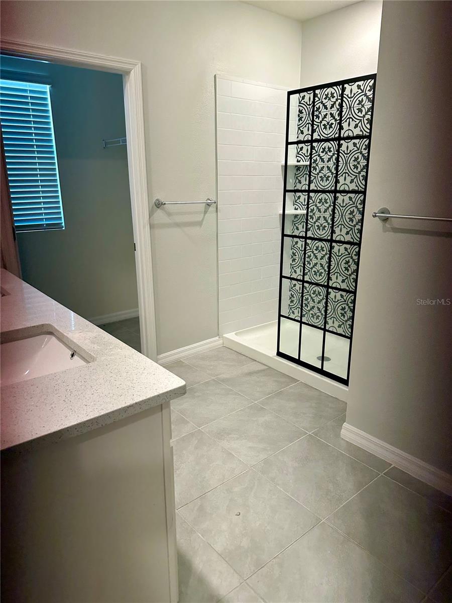 JOHNSON POINTE - Residential Lease