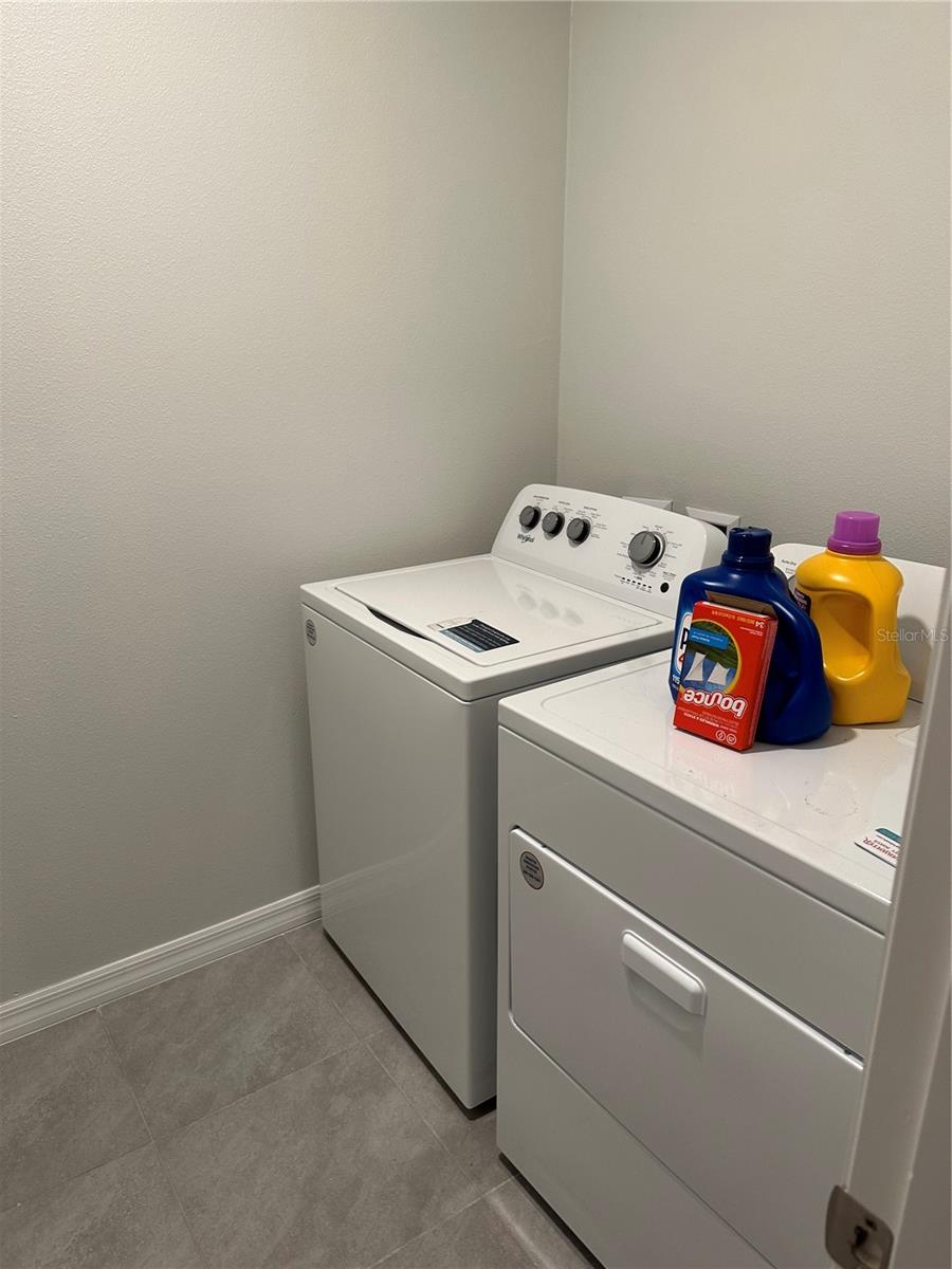 JOHNSON POINTE - Residential Lease