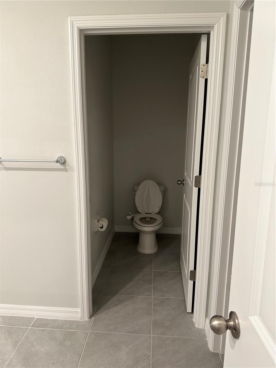 JOHNSON POINTE - Residential Lease