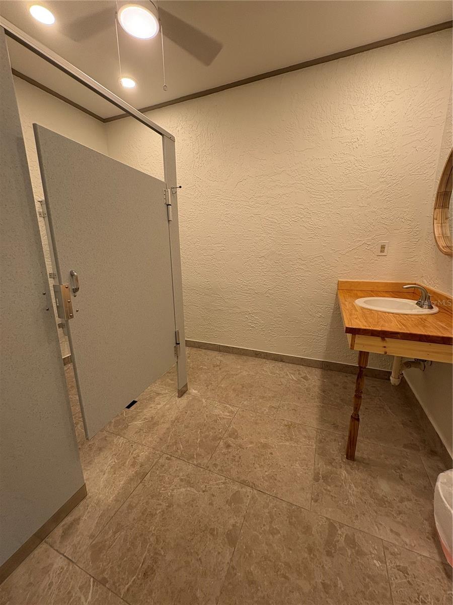 TALA LAKES PH 09 BLDG K - Residential Lease