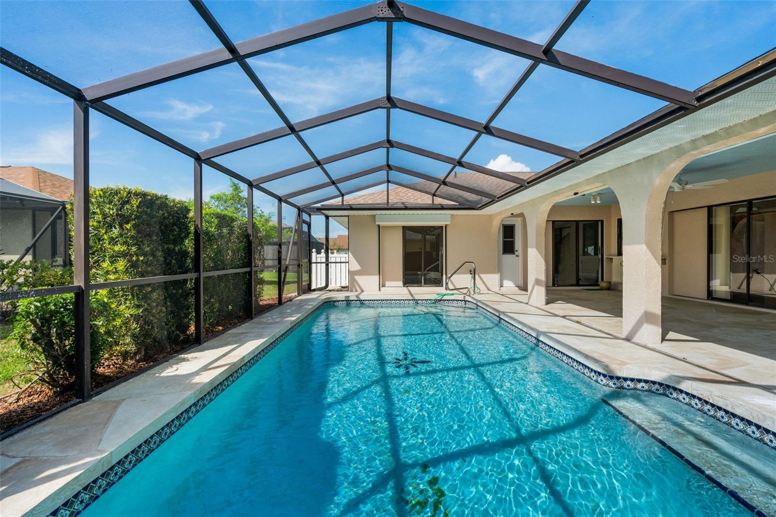 GULF VIEW ESTATES - Residential Lease