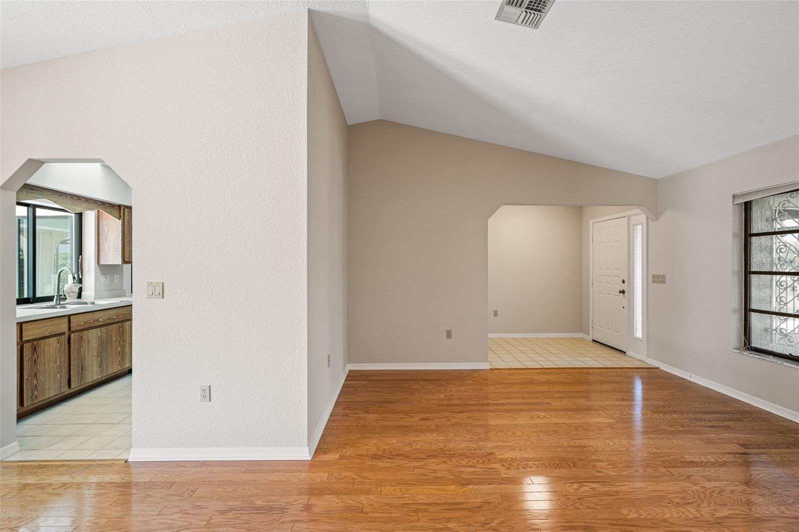 GULF VIEW ESTATES - Residential Lease