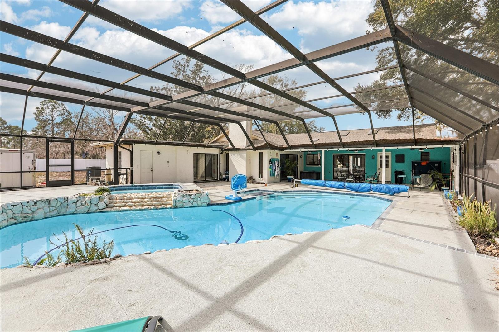 BLOOMINGDALE SEC F UNIT 2 - Residential