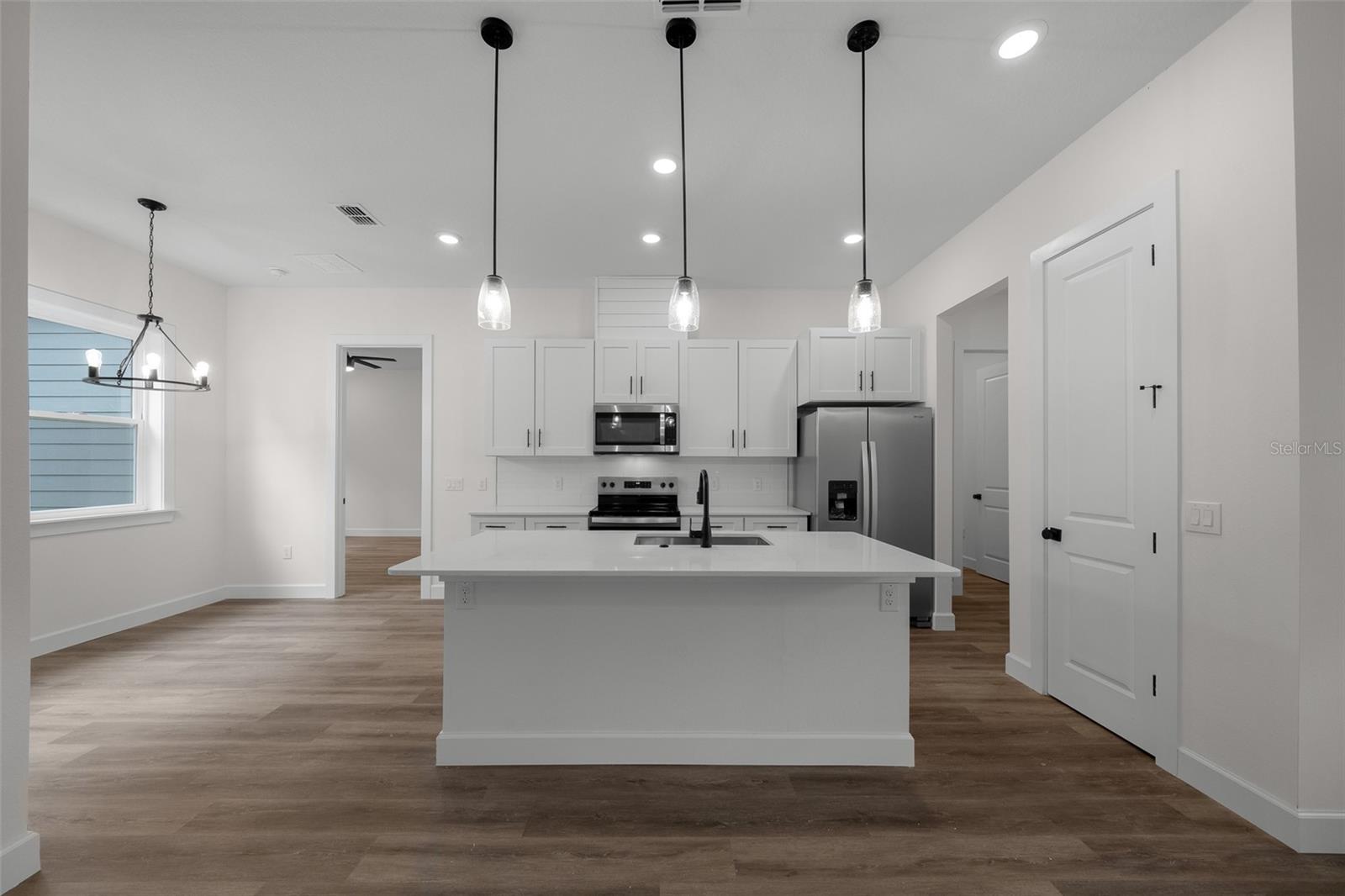 CITRUS SPGS UNIT 08 - Residential Lease