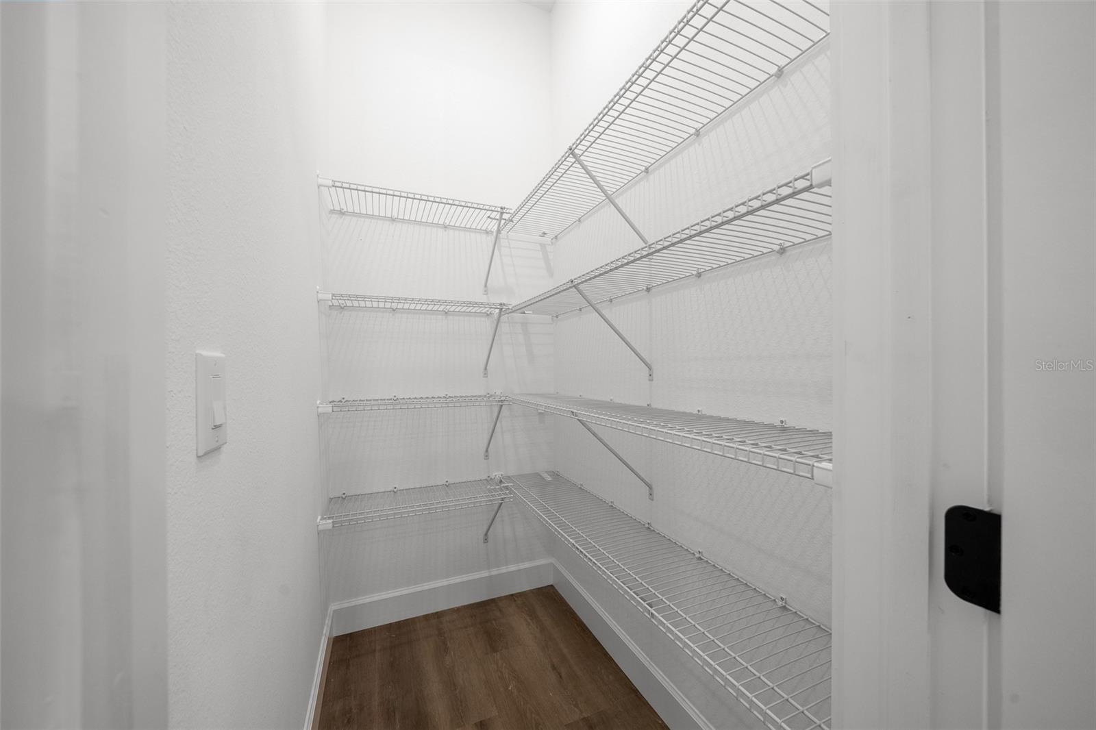 CITRUS SPGS UNIT 08 - Residential Lease