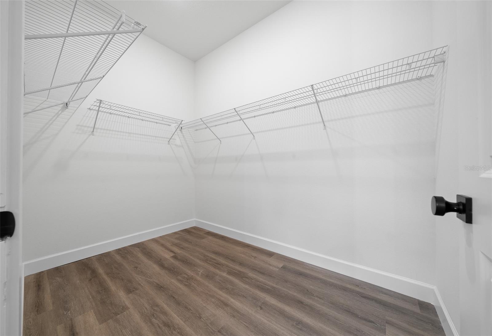 CITRUS SPGS UNIT 08 - Residential Lease