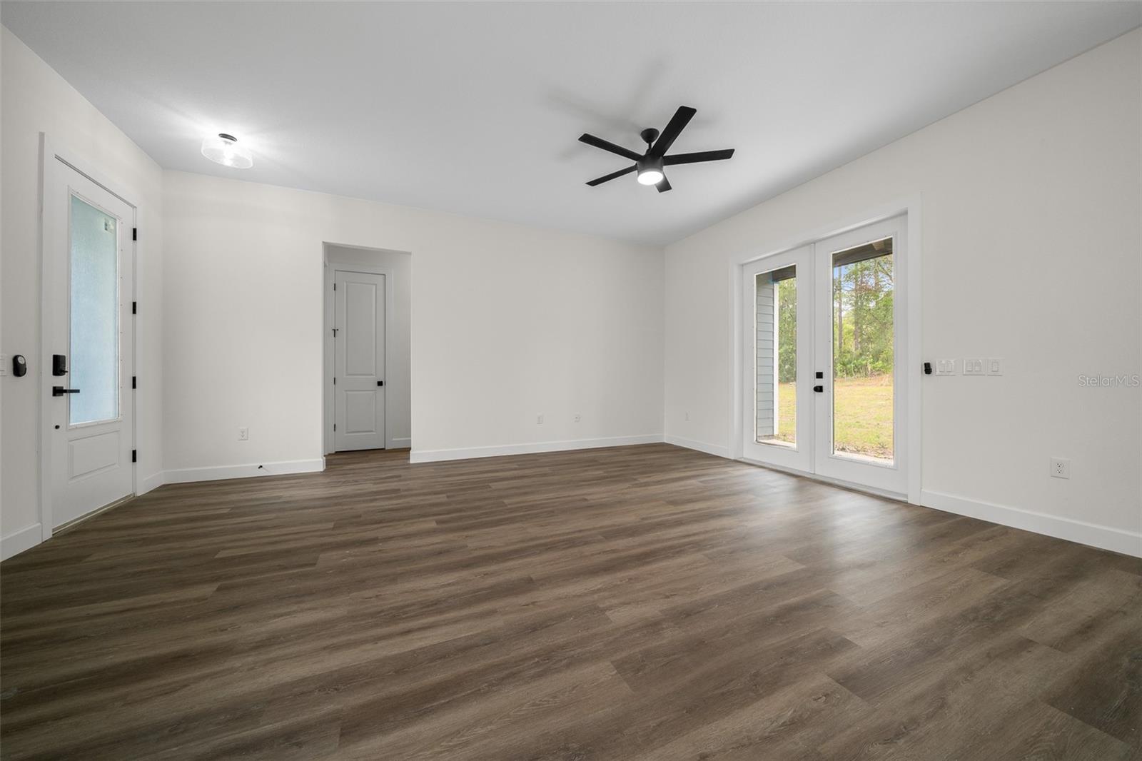 CITRUS SPGS UNIT 08 - Residential Lease