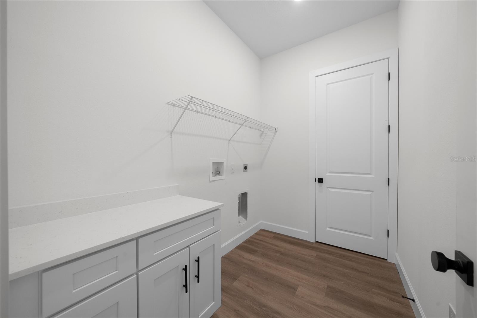 CITRUS SPGS UNIT 08 - Residential Lease