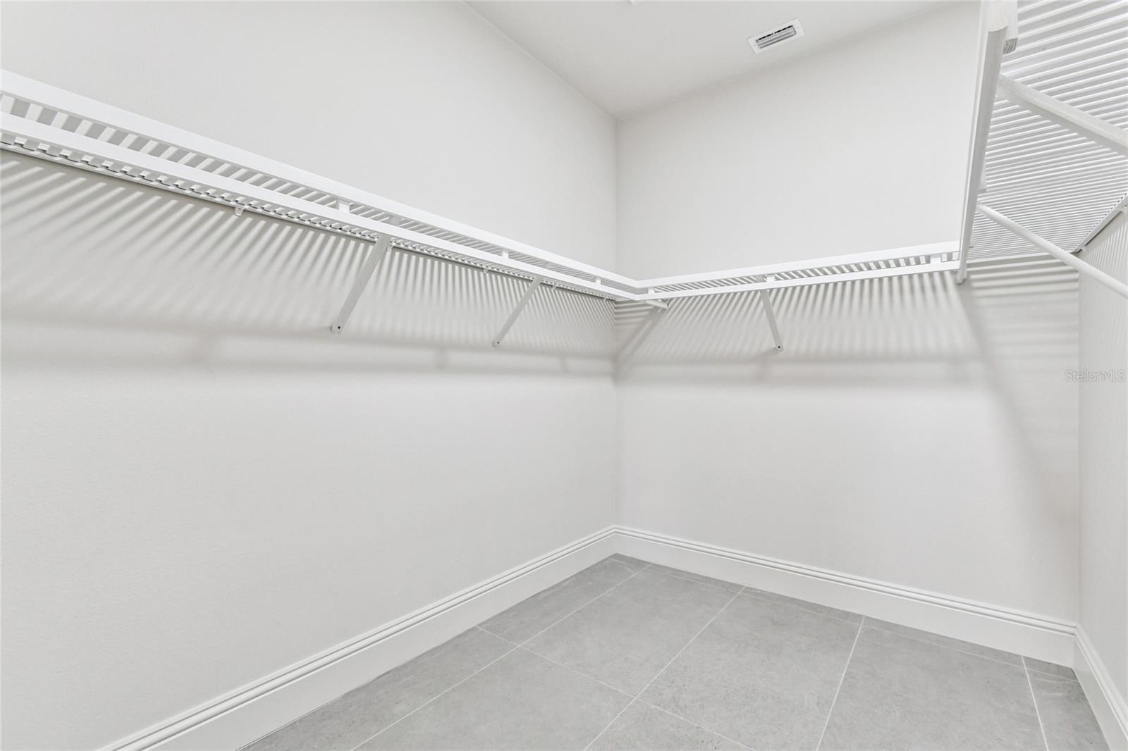 HIDDEN CREEK AT LAKEWOOD RANCH - Residential