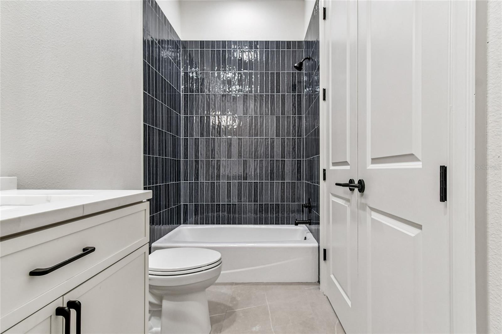 HIDDEN CREEK AT LAKEWOOD RANCH - Residential