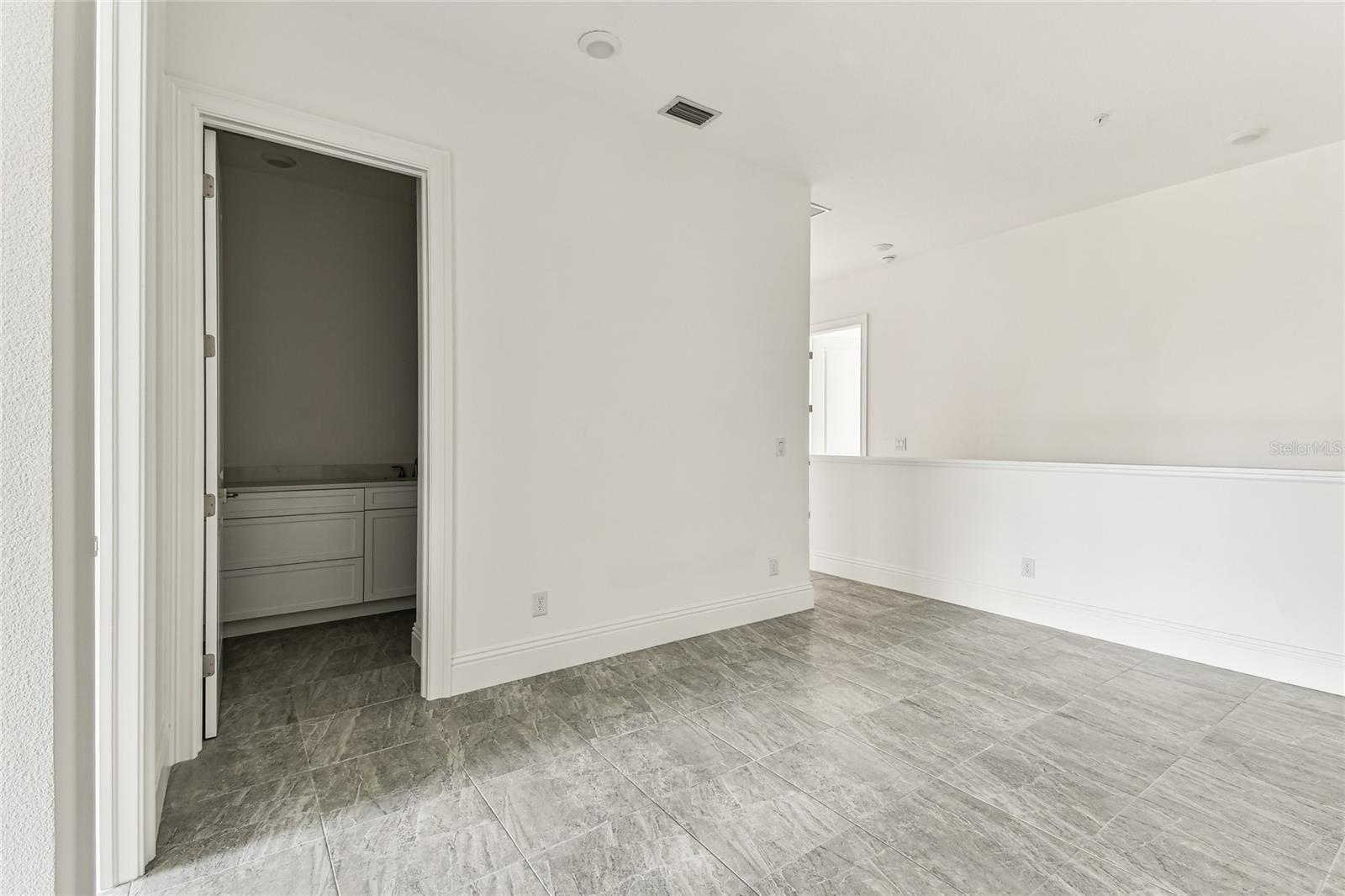 HIDDEN CREEK AT LAKEWOOD RANCH - Residential