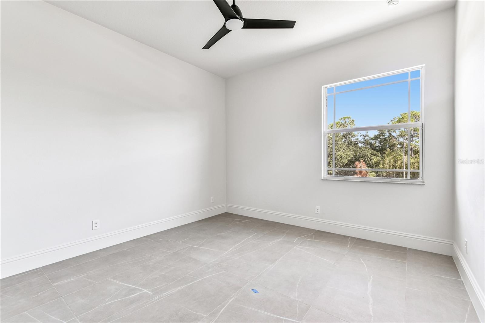 HIDDEN CREEK AT LAKEWOOD RANCH - Residential