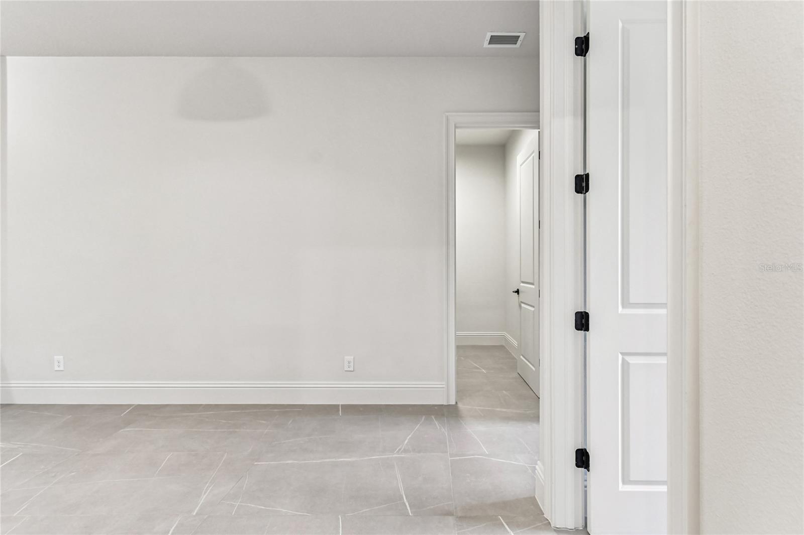 HIDDEN CREEK AT LAKEWOOD RANCH - Residential