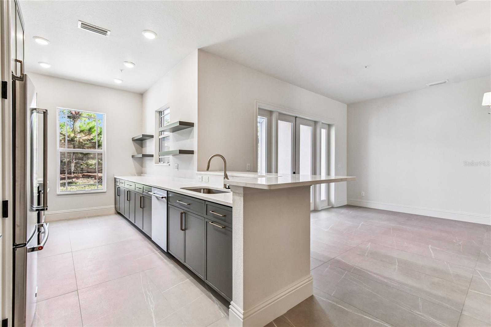 7804 HIDDEN CREEK LOOP 102