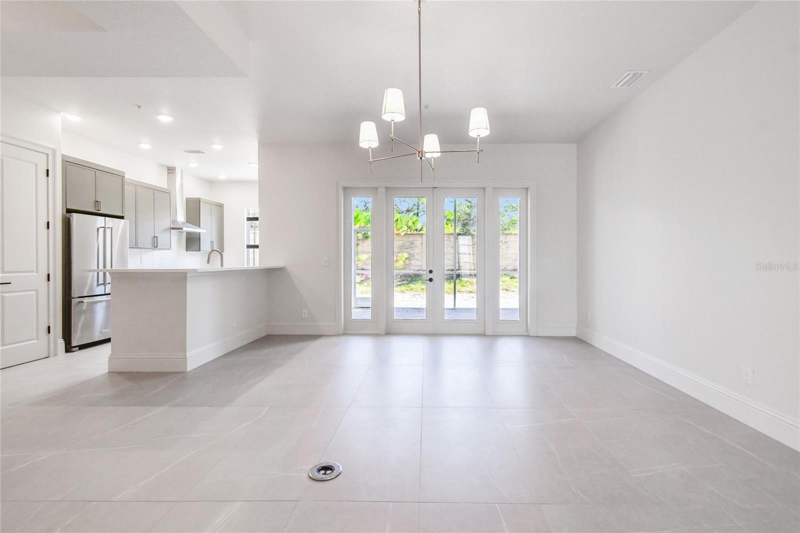 HIDDEN CREEK AT LAKEWOOD RANCH - Residential