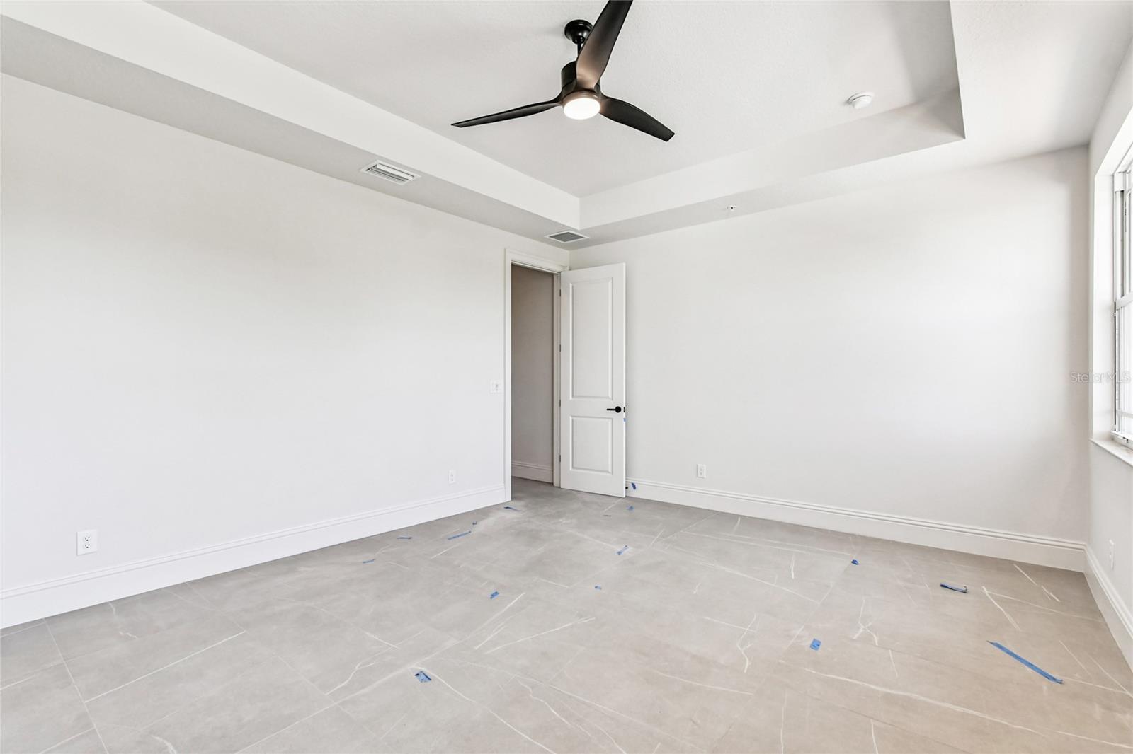 HIDDEN CREEK AT LAKEWOOD RANCH - Residential