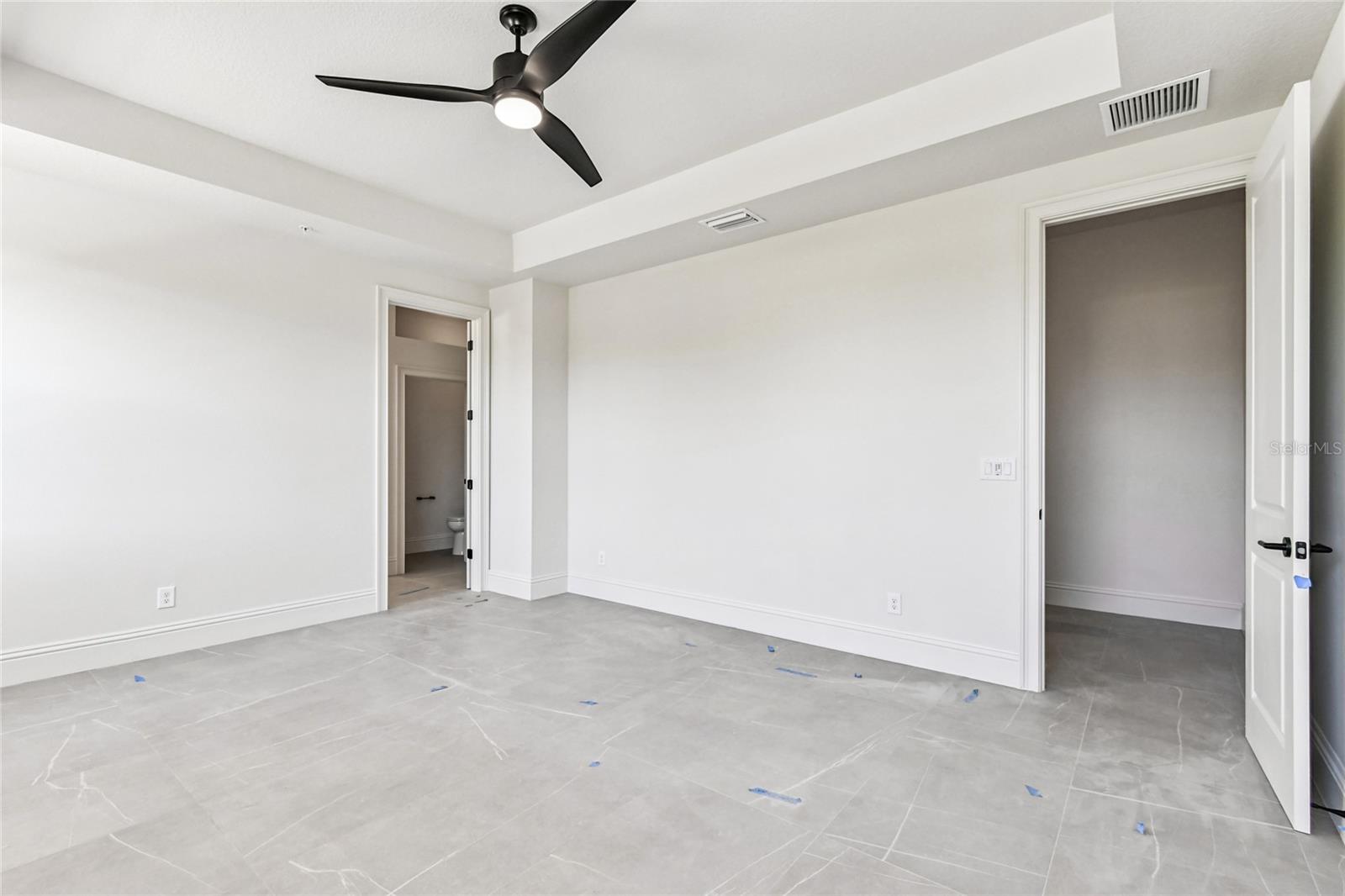 HIDDEN CREEK AT LAKEWOOD RANCH - Residential