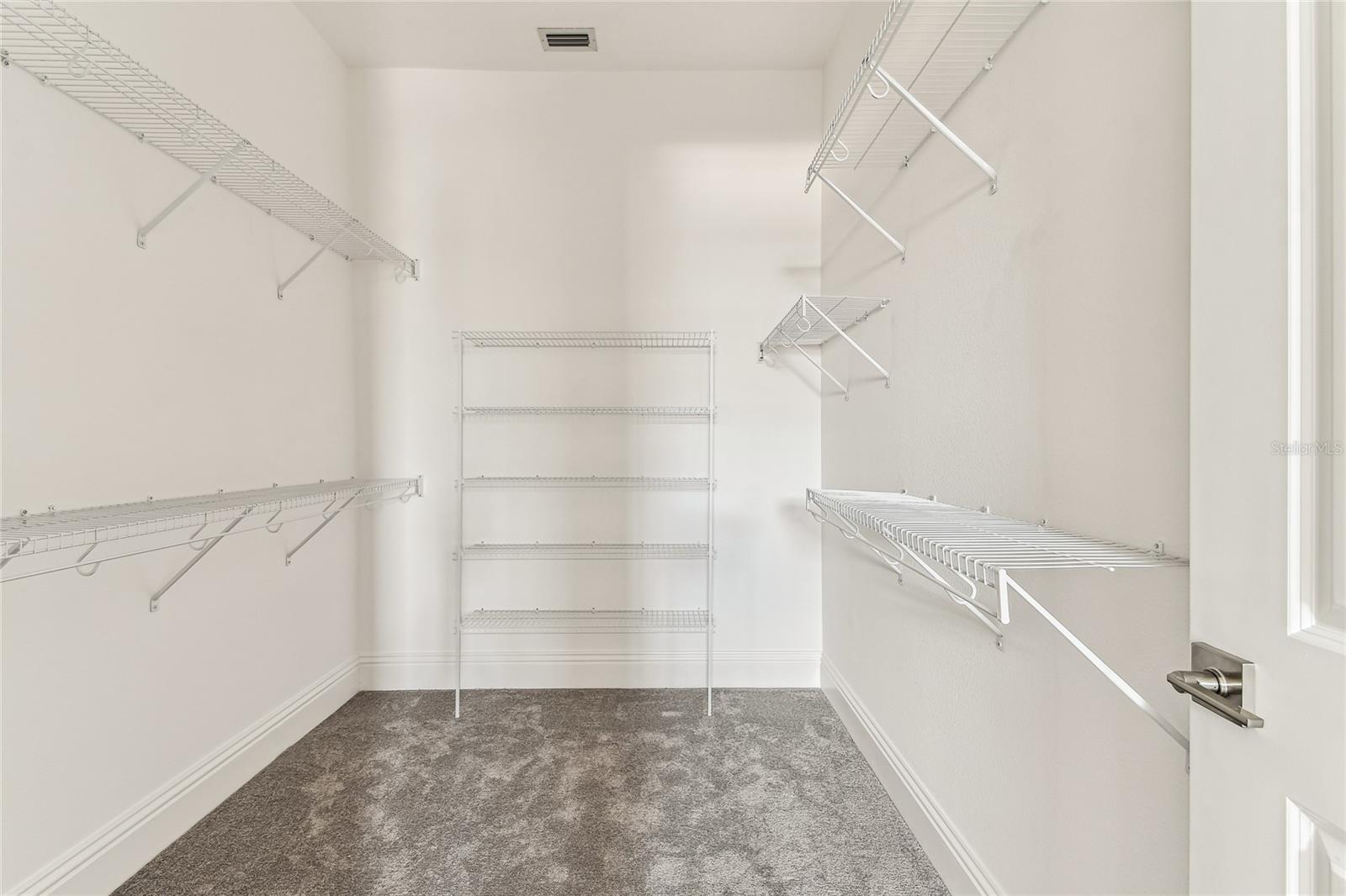 HIDDEN CREEK AT LAKEWOOD RANCH - Residential