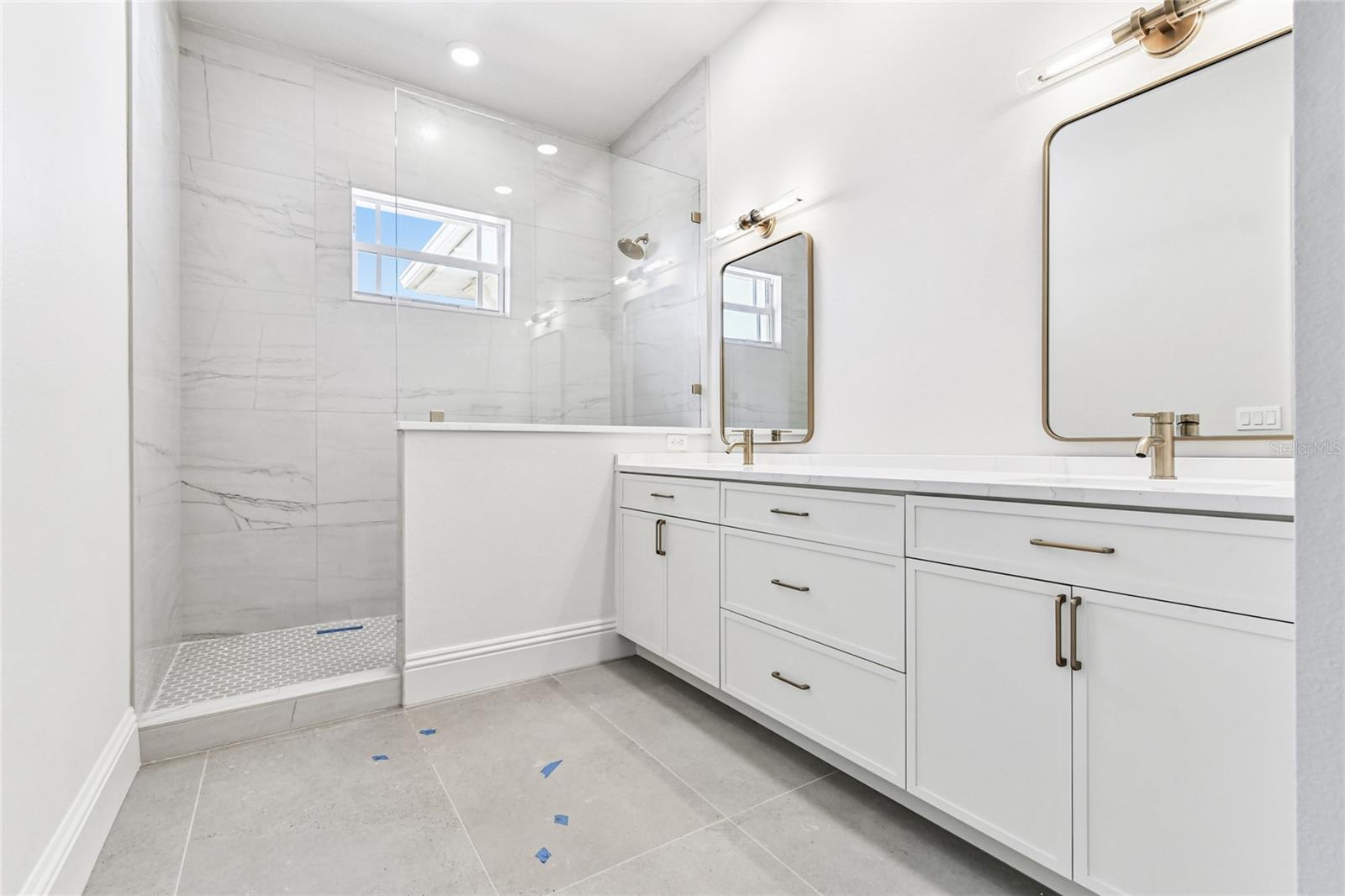 HIDDEN CREEK AT LAKEWOOD RANCH - Residential